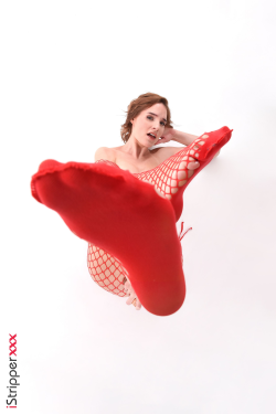 Bonni Gee - The Red Net - 14