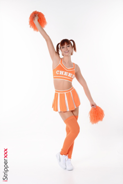 Dolly Dyson - Orange Supporter - 1