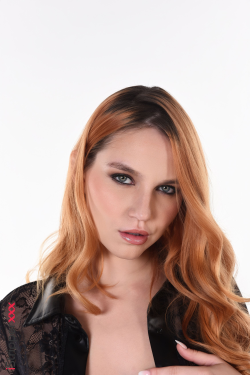 Leya Desantis - A Dress To Fall For - 3