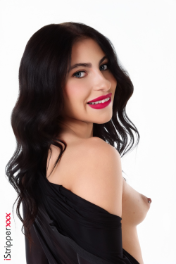 Lilly Bella - Play This My Way - 6