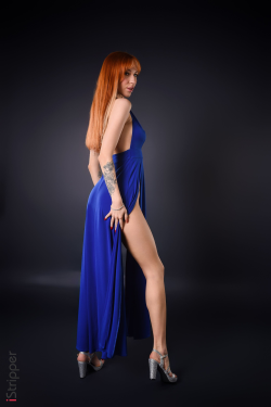 Lilly Mays - Blue On Red - 3