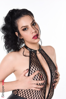 Sally Hunter - Caught In My Nets - 3