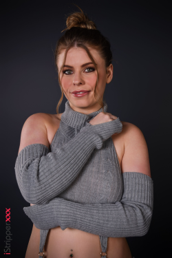 Samantha Joiner - Cosy Moment - 5